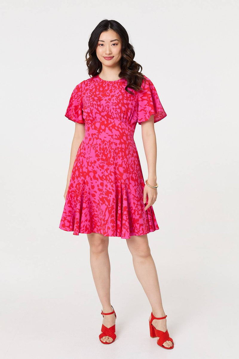 Printed Angel Sleeve Knee Length Dress