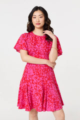 Printed Angel Sleeve Knee Length Dress