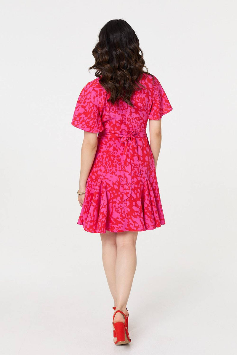 Printed Angel Sleeve Knee Length Dress