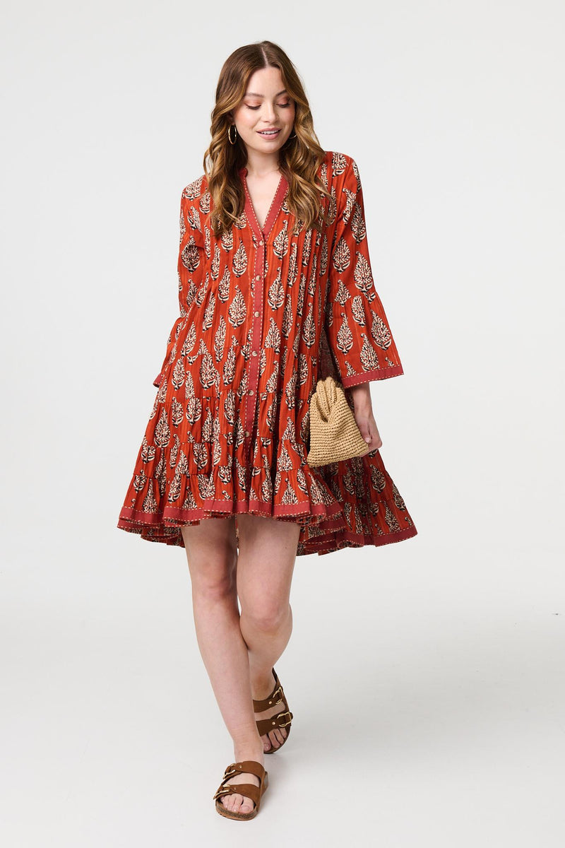 Feather Print Flare Sleeve Short Dress
