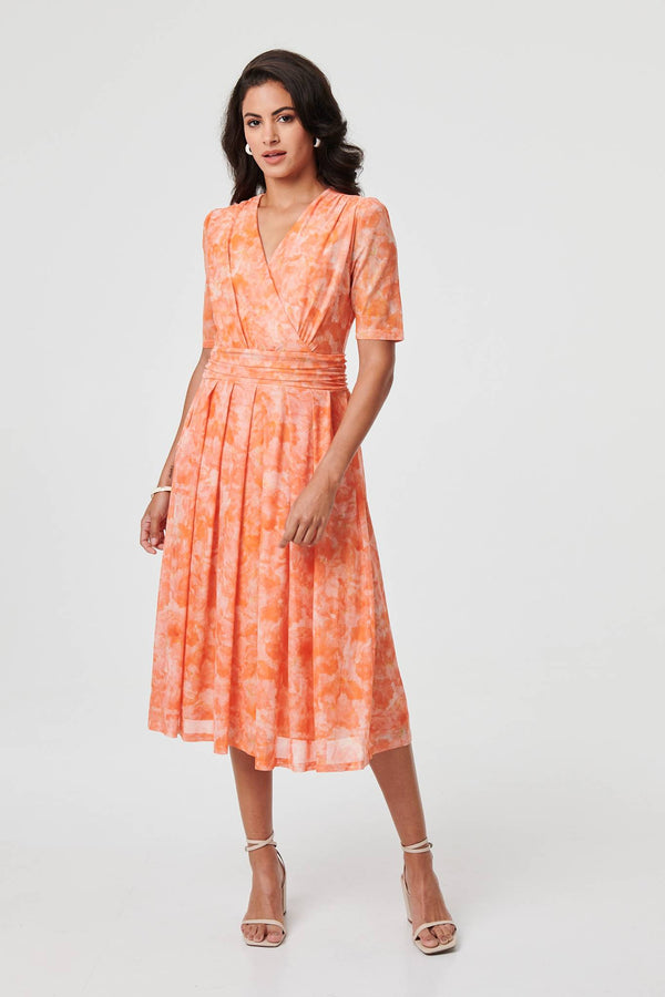 Printed 3/4 Sleeve Ruched Midi Dress