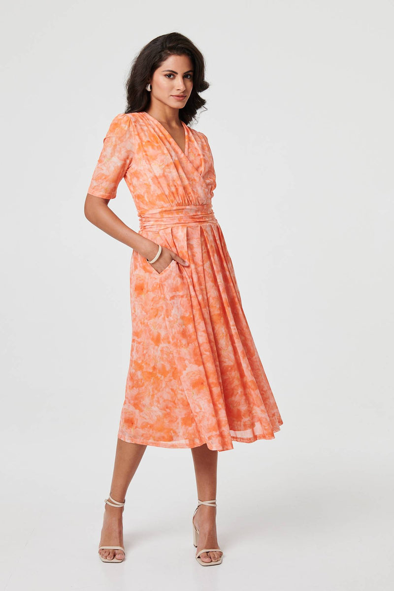 Printed 3/4 Sleeve Ruched Midi Dress