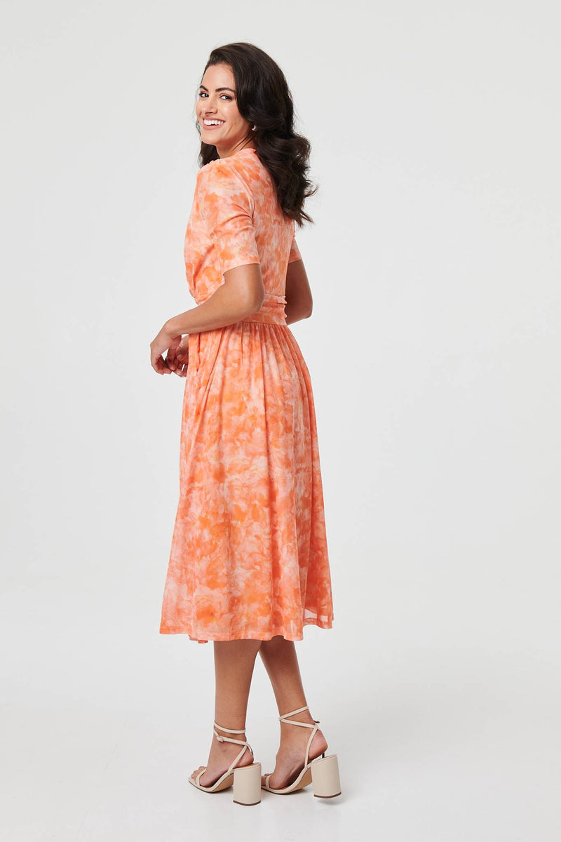 Printed 3/4 Sleeve Ruched Midi Dress