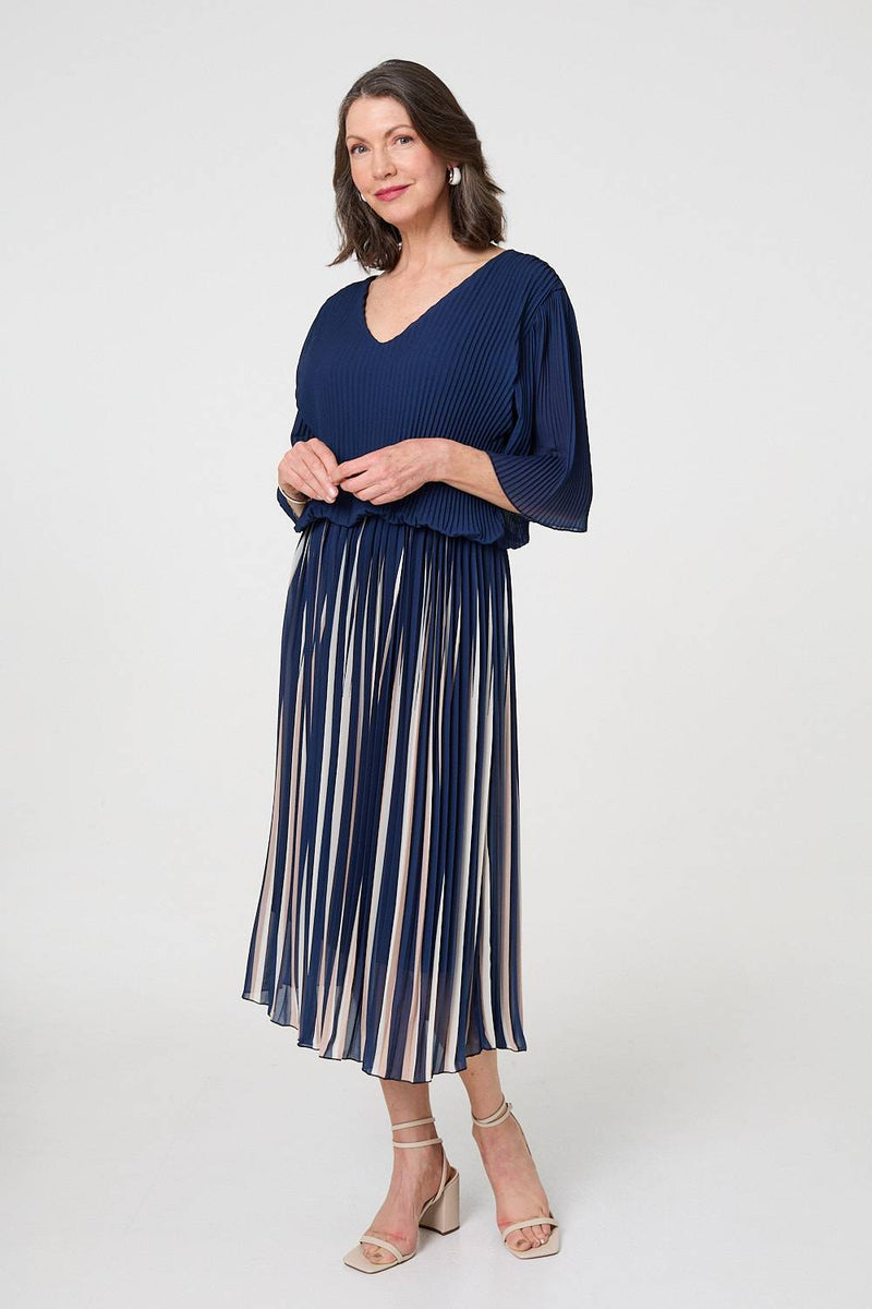 Striped Pleat 1/2 Sleeve Midi Dress