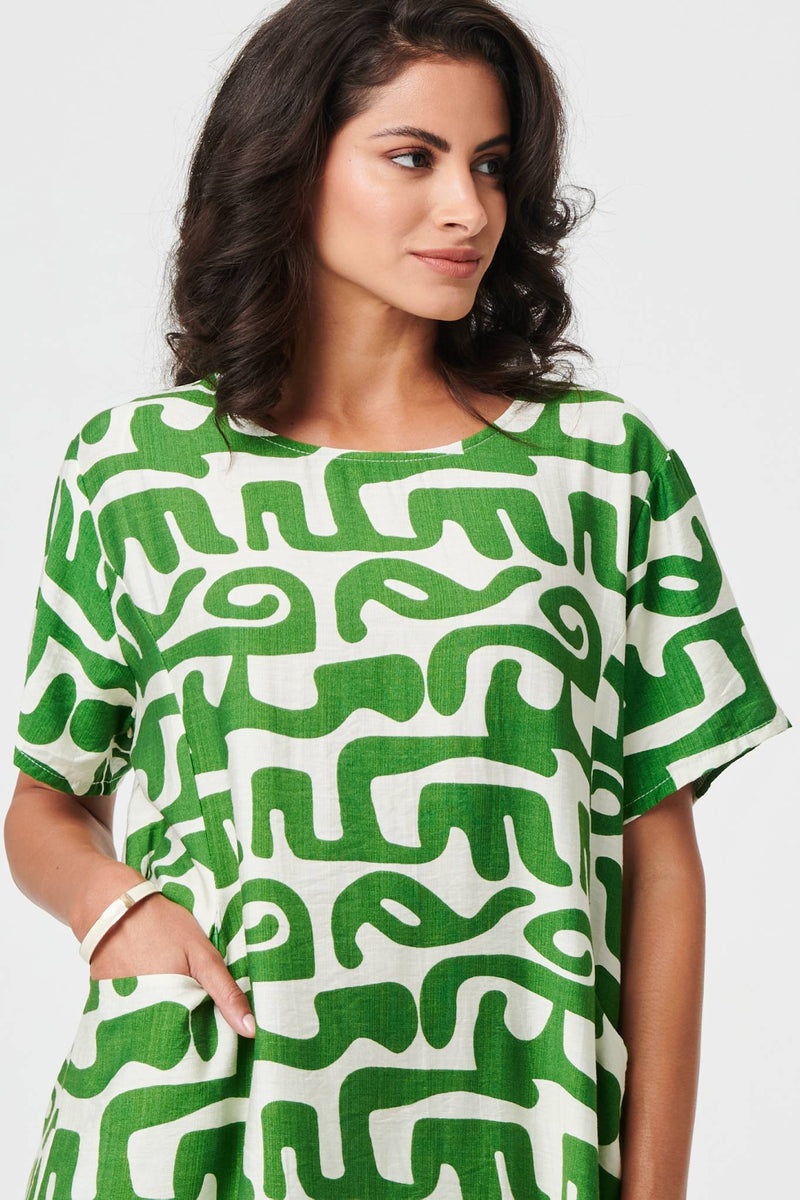 Abstract 1/2 Sleeve Knee Length Dress