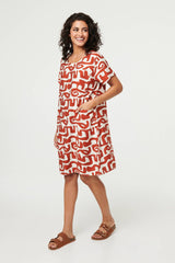 Abstract 1/2 Sleeve Knee Length Dress