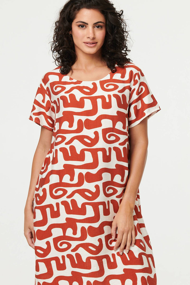 Abstract 1/2 Sleeve Knee Length Dress