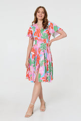 Abstract Shirred Knee Length Dress