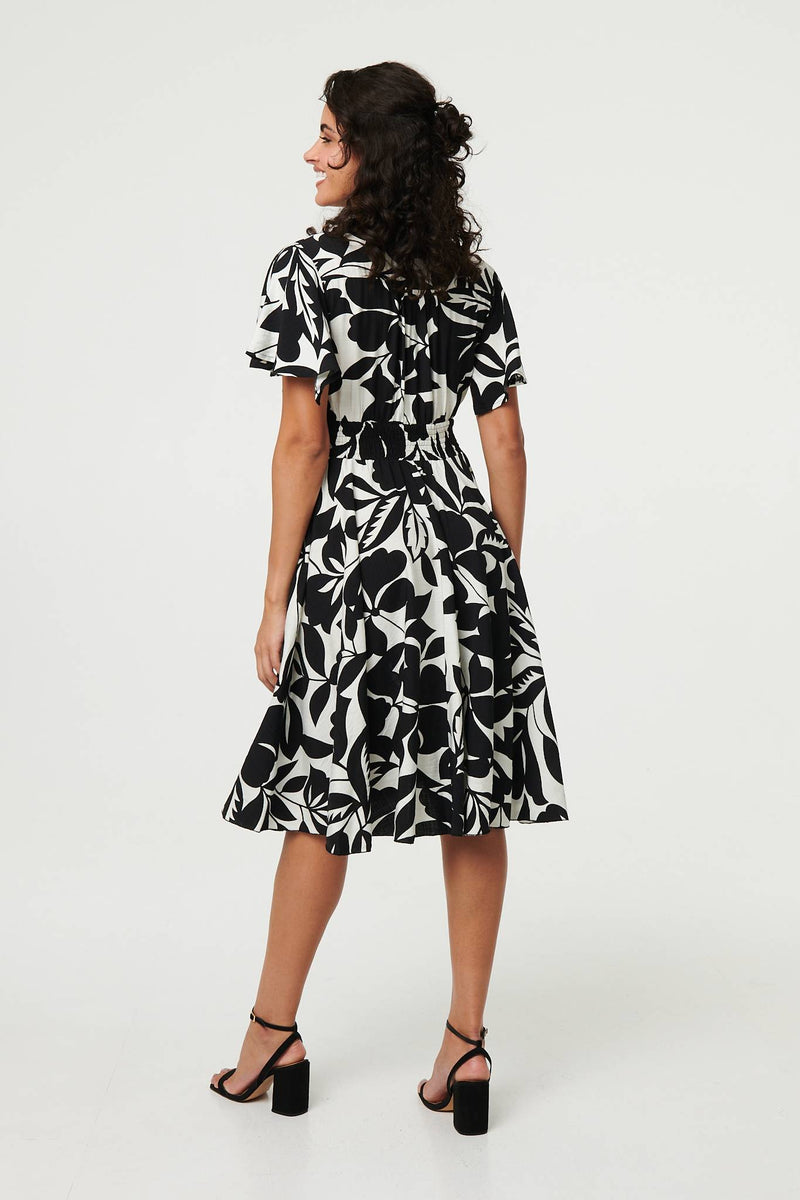Leaf Print Tie Waist Knee Length Dress