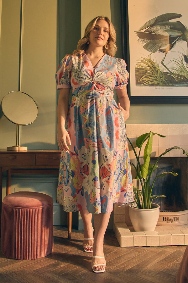 Abstract Ruched Front Empire Midi Dress