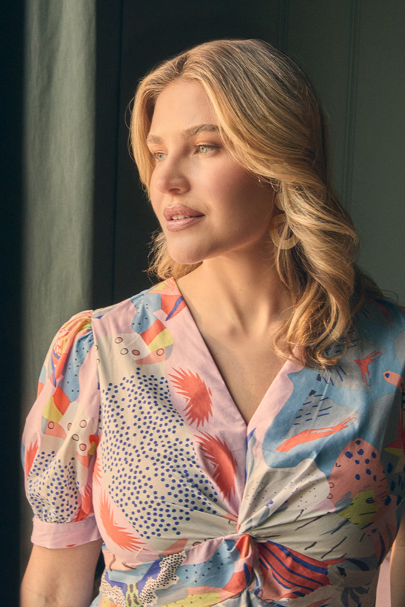 Abstract Ruched Front Empire Midi Dress