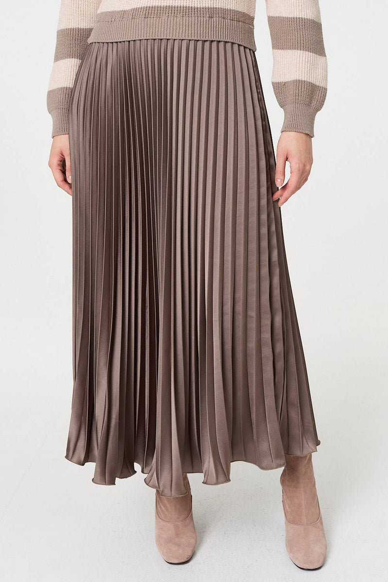 Striped High Neck Pleat Knit Maxi Dress