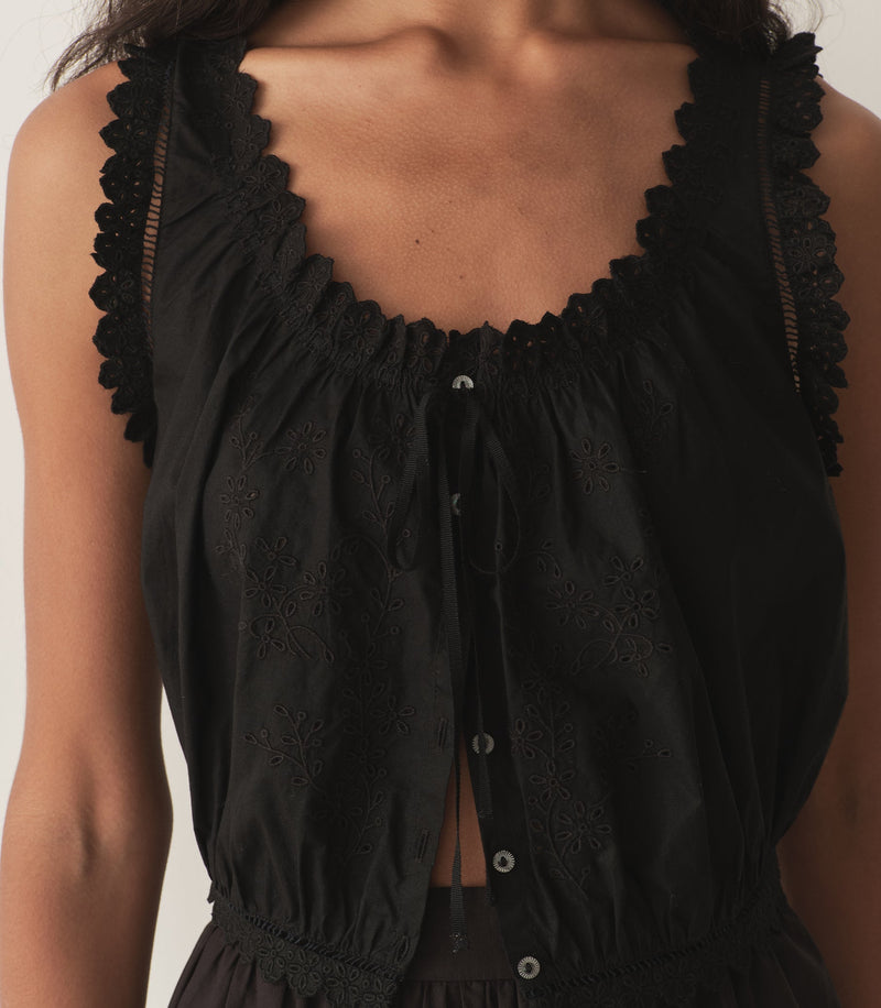 TRAVELER TOP -- BLACK